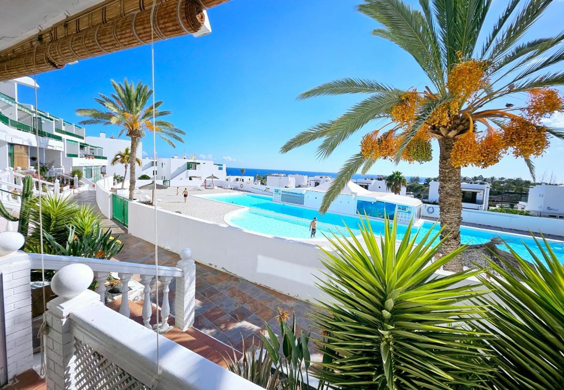 Azul Tuscan Playa Y Piscina Costa Teguise Buitenkant foto