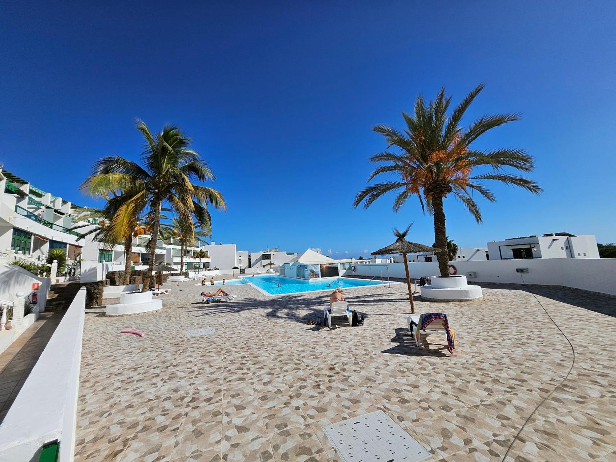 Azul Tuscan Playa Y Piscina Costa Teguise Buitenkant foto
