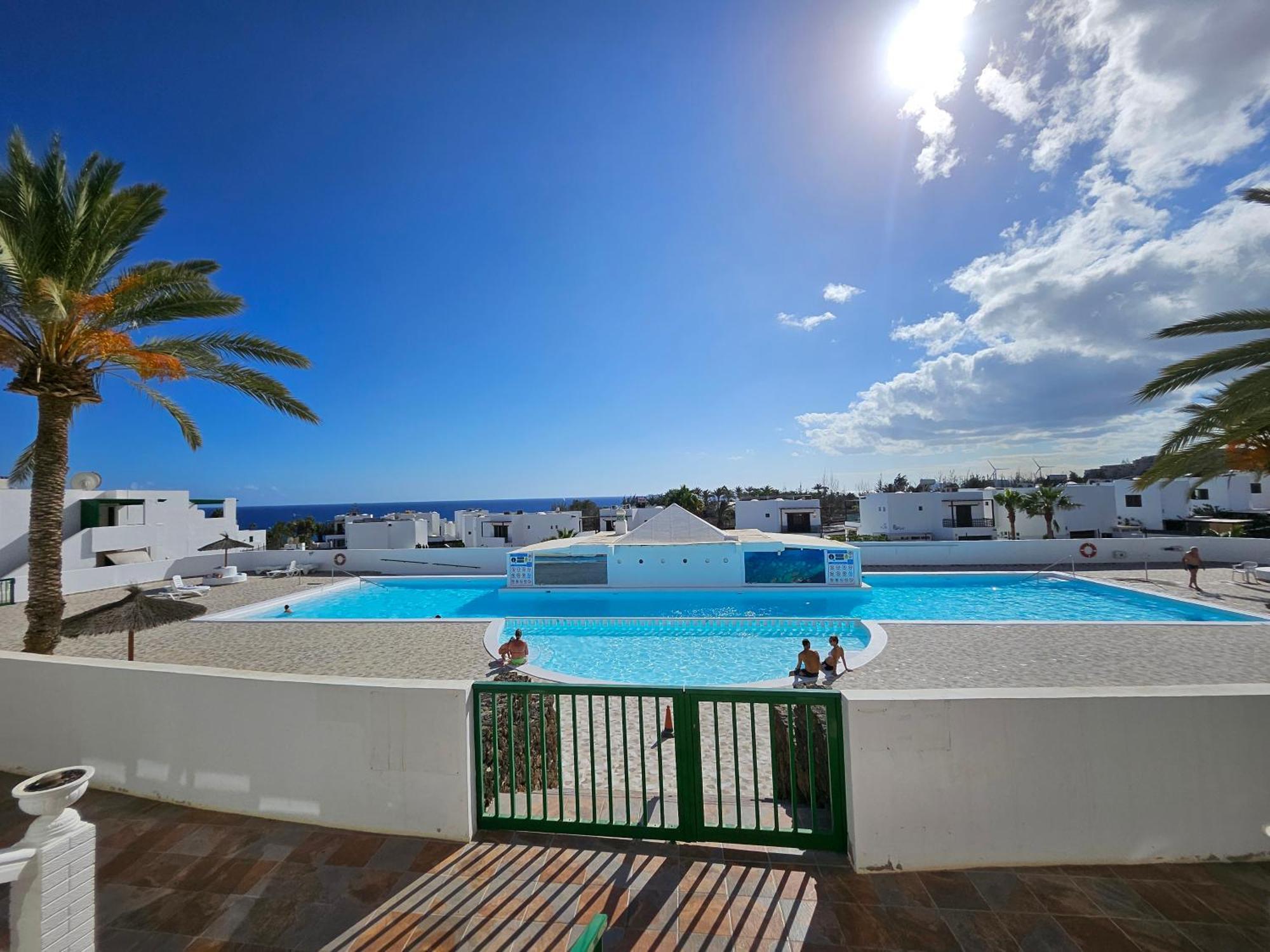 Azul Tuscan Playa Y Piscina Costa Teguise Buitenkant foto